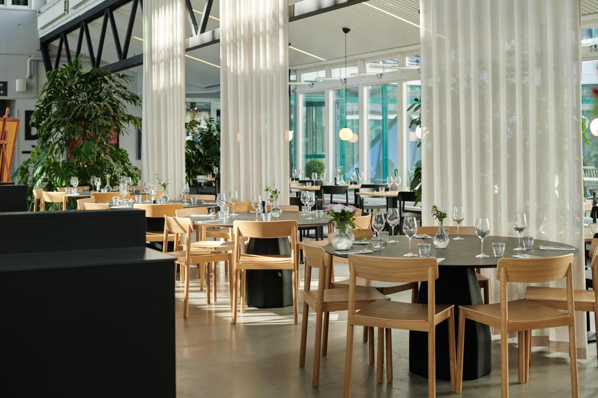 First Hotel Stockholm North Upplands-Väsby المظهر الخارجي الصورة