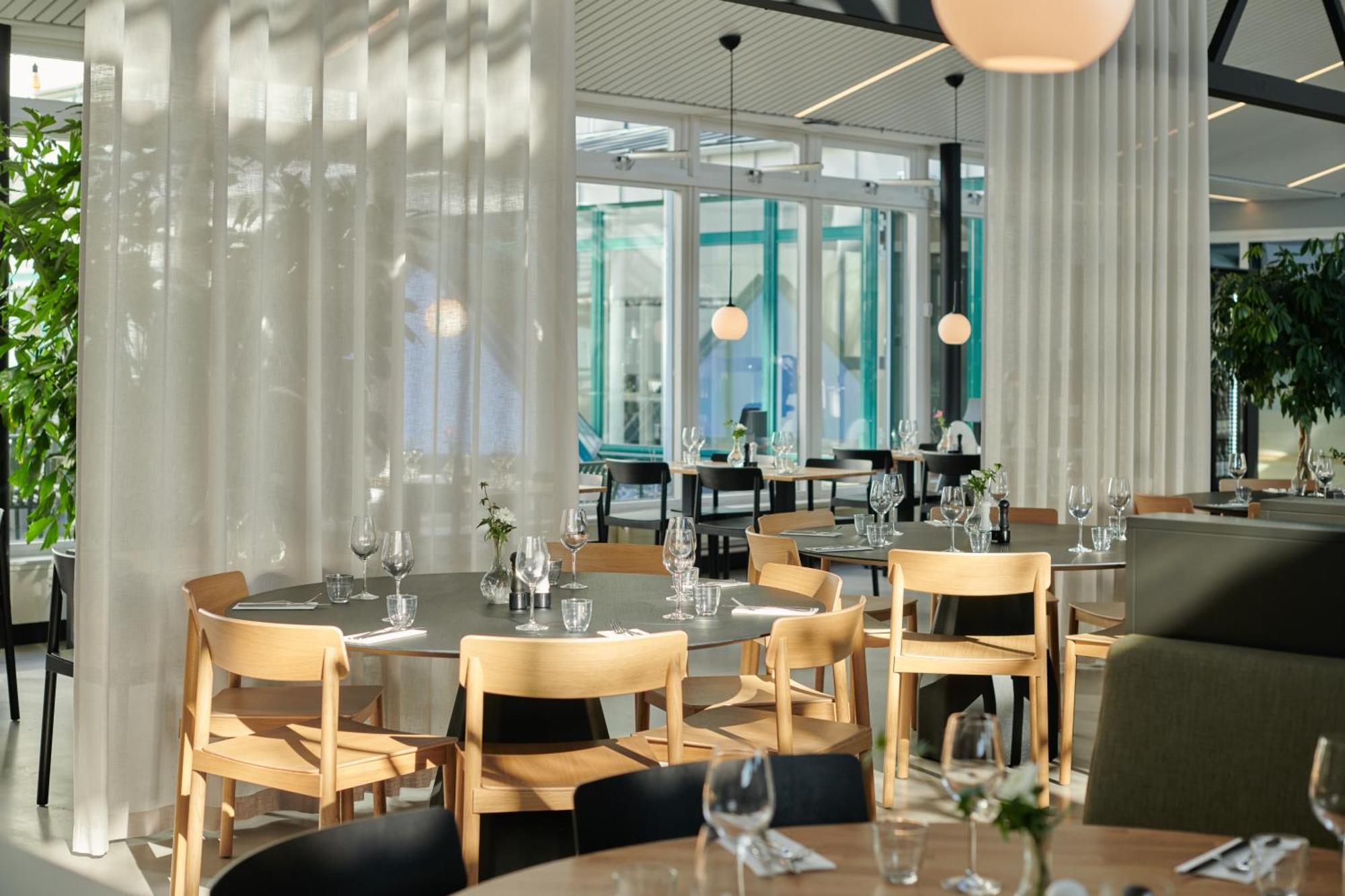 First Hotel Stockholm North Upplands-Väsby المظهر الخارجي الصورة